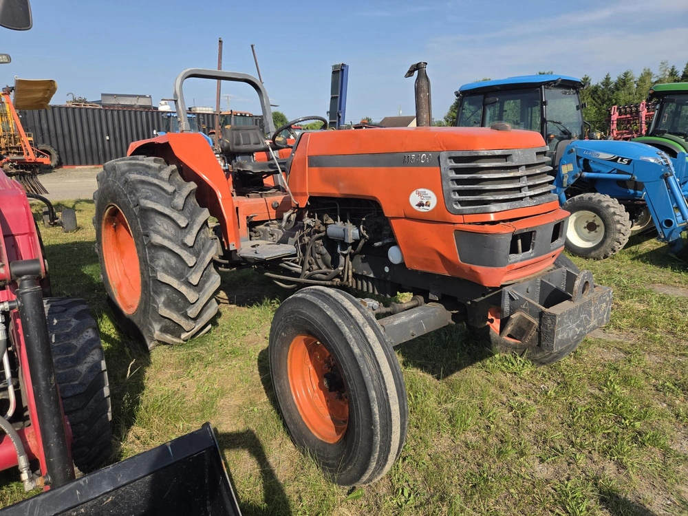 Kubota M5400 1996 alt