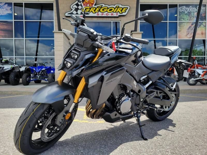 2025 Suzuki Gsx-s1000a alt