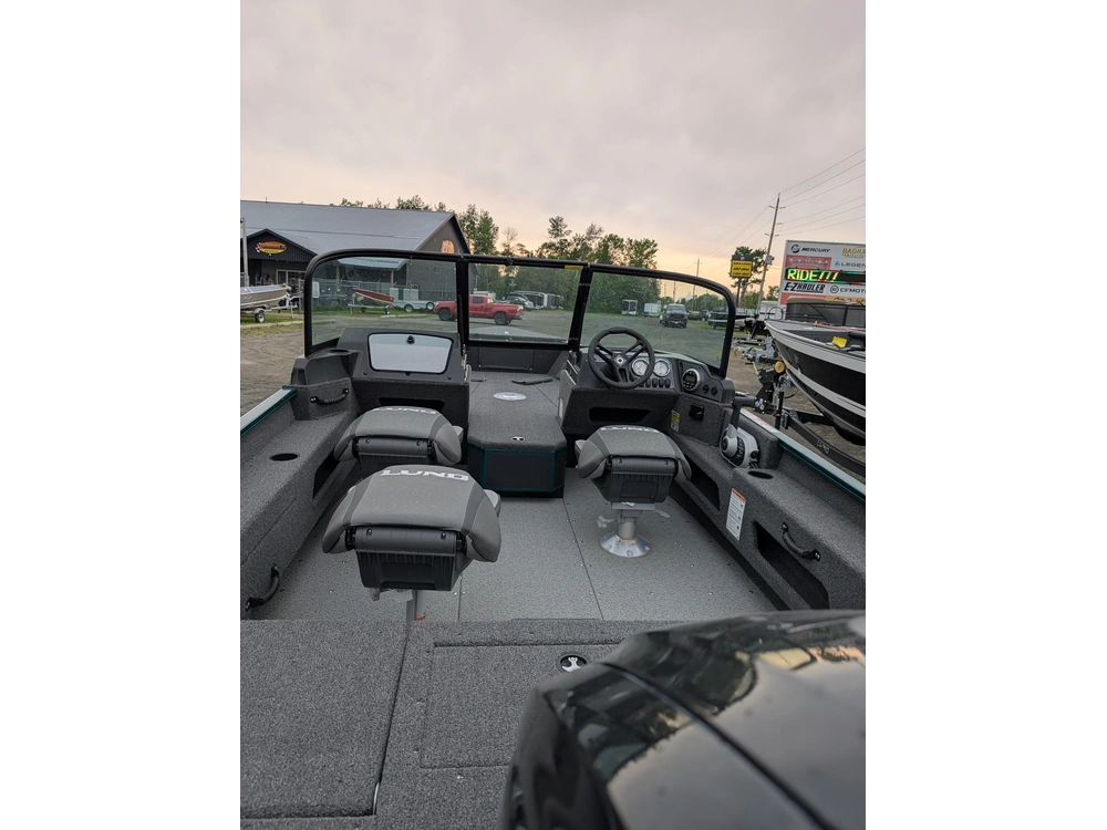 2026 Lund Boat Co 1775 Adventure Sport alt