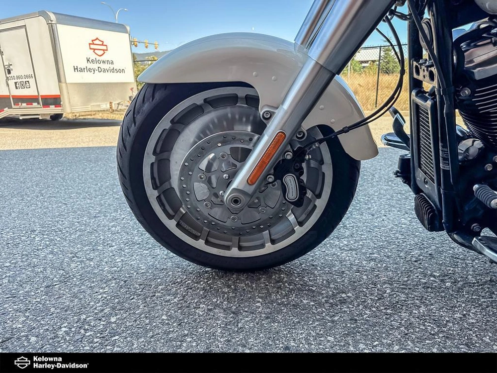 2018 Harley-davidson Flfbs - Fat Boy 114 alt