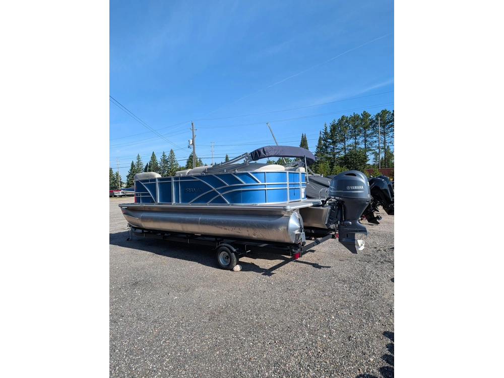 2023 Sylvan Mirage 820 Lz W/change alt