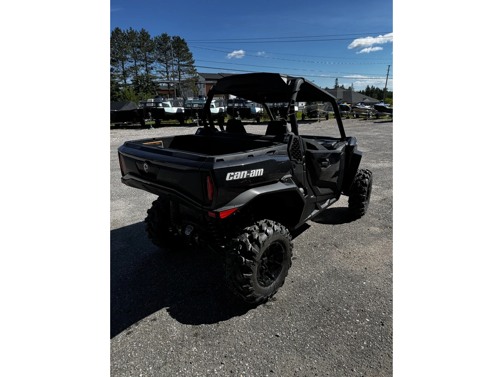 2026 Can-am Commander Xt 700 alt