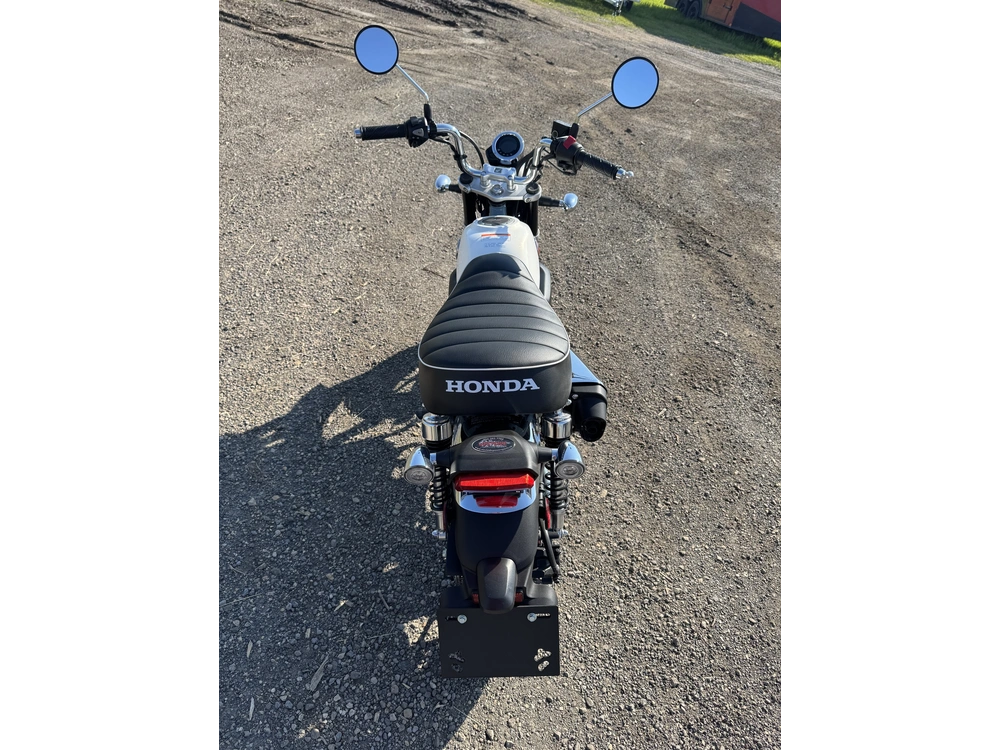 2025 Honda Monkey Abs alt
