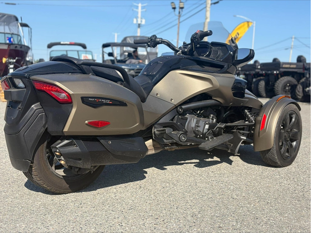 Can-am Spyder Roadster F3-t 2019 alt