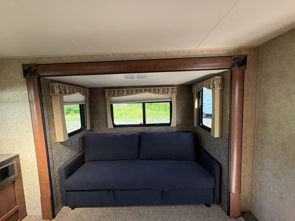 2013 Kodiak 242rels alt