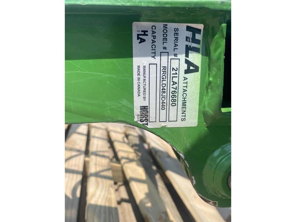 2020 John Deere 2025r alt
