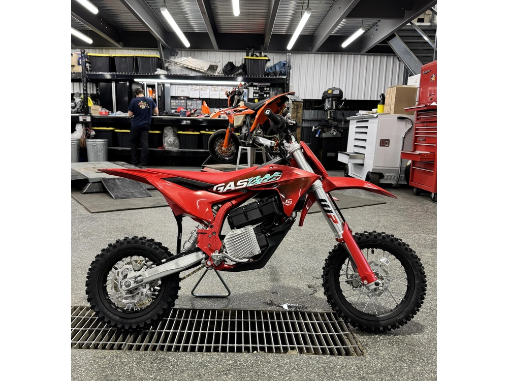 2027 Gasgas Mc-e 5 alt