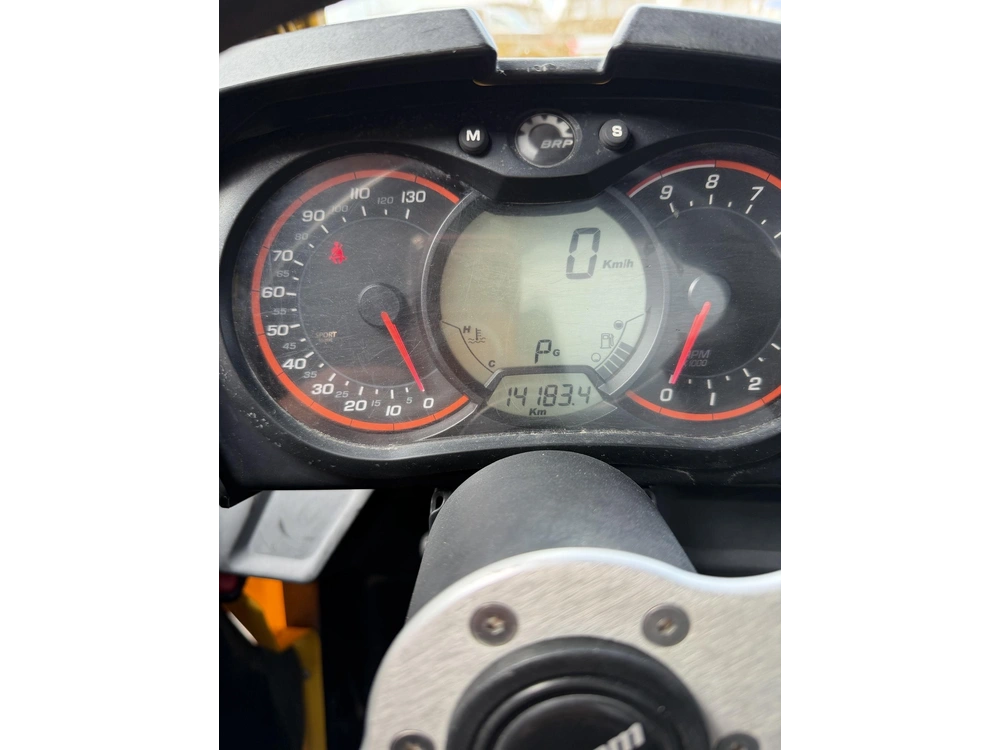 2014 Can-am Commander 1000 Xt alt
