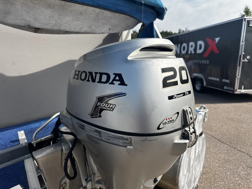 1996 Princecraft Vectra 16 / Honda 20hp 2010 alt