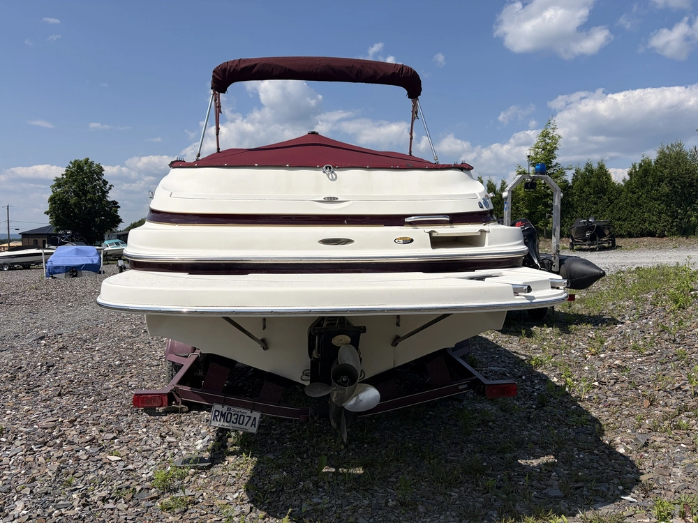 Maxum Marine 2300 2001 alt