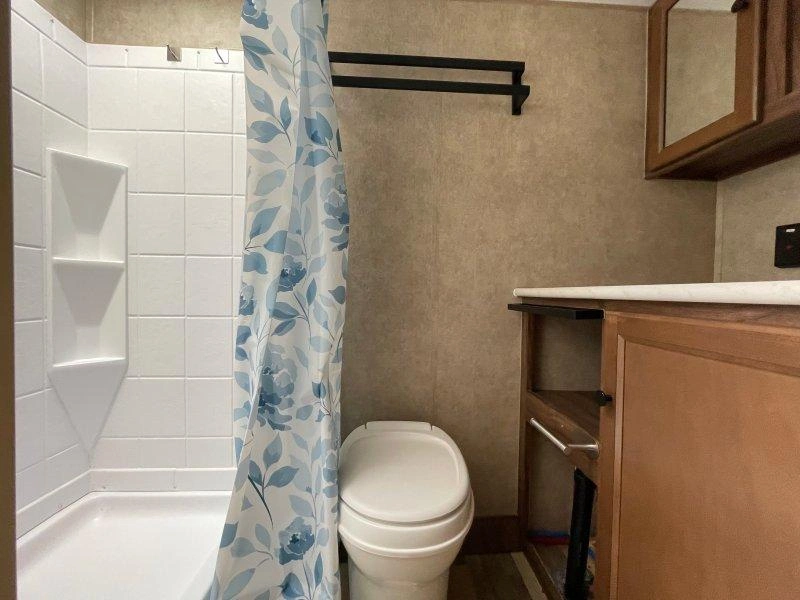 Coachmen Clipper 21fq 2019 alt
