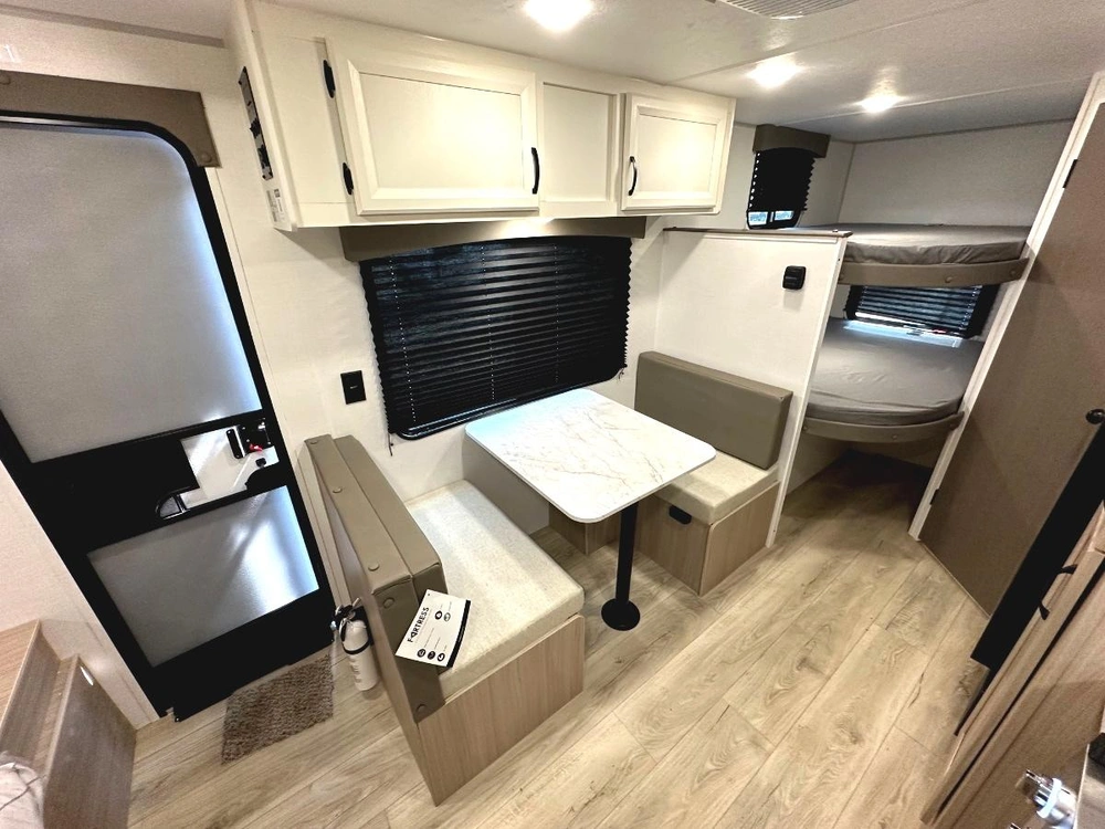 2027 Coachmen Clipper 18bh alt