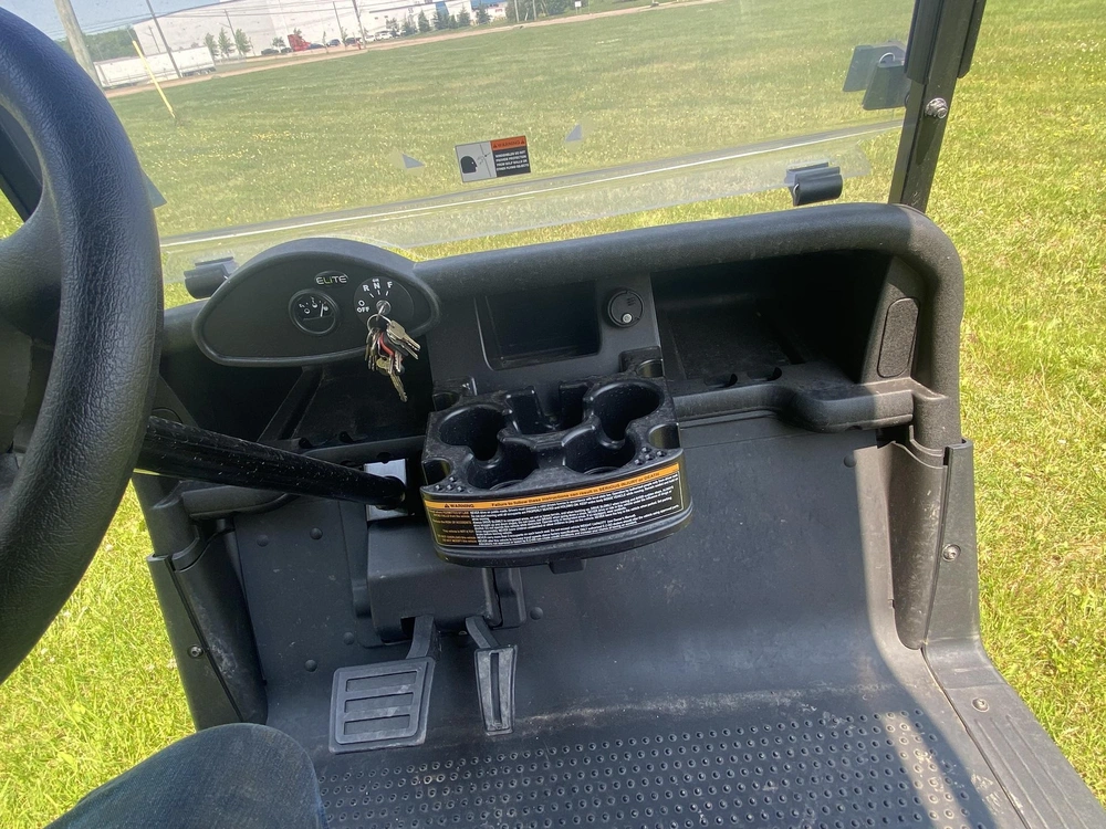 2023 E-z-go Rxv Fleet Electric Lithium Red alt