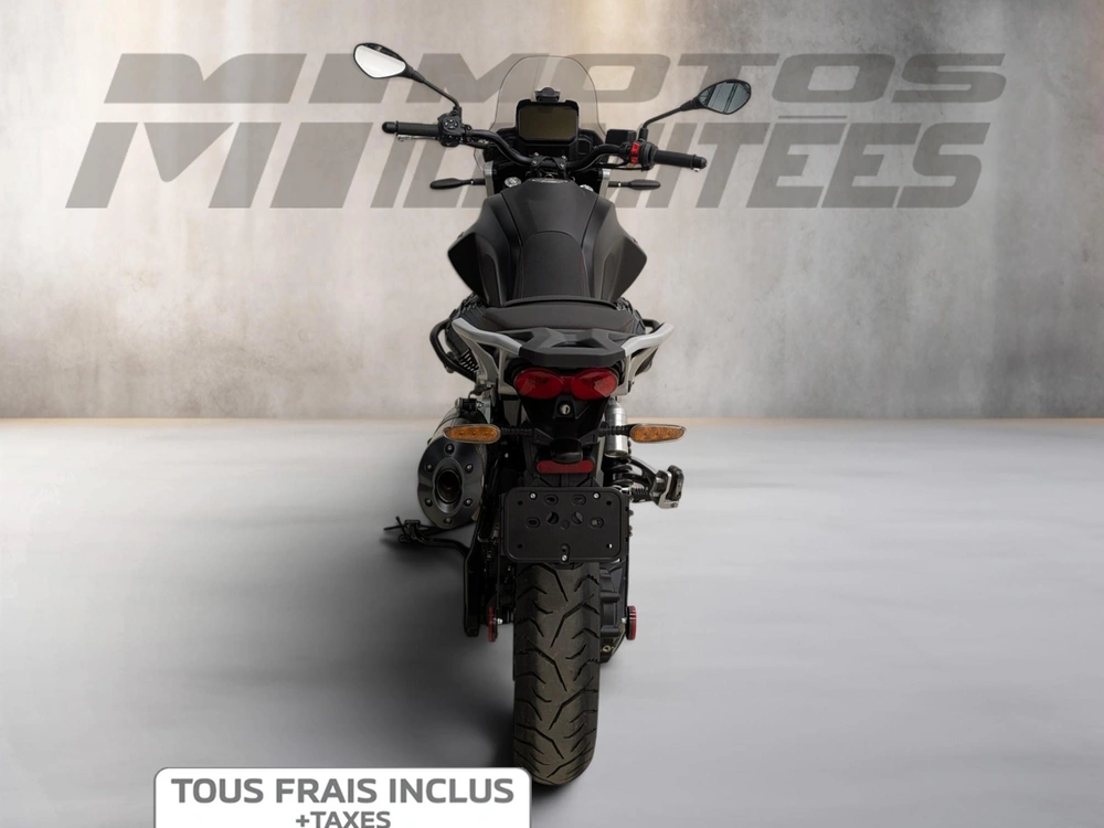 Moto Guzzi V85 Strada 2025 alt