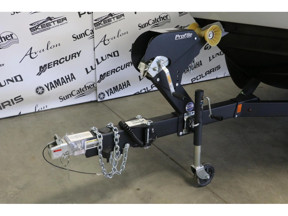Yamaha 252s 2026 alt