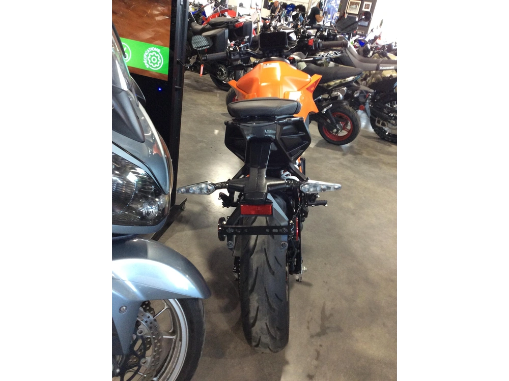 Ktm 390 Duke 2024 alt