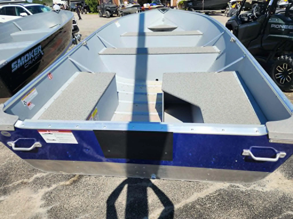 2026 Crestliner 1672 Outreach alt