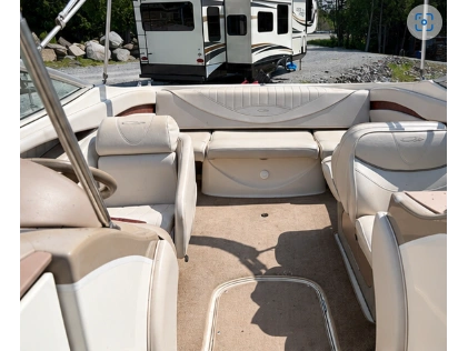Maxum Marine 2300 2001 alt