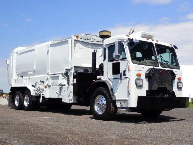 Peterbilt 520  2020