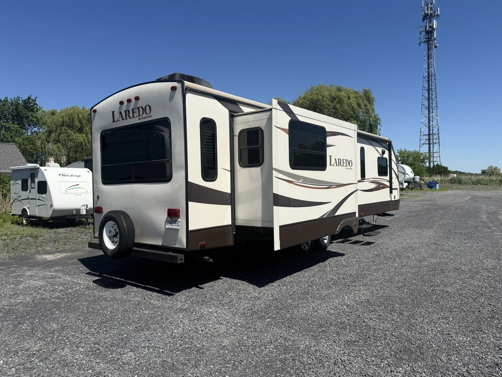 2014 Keystone Rv Laredo 322rl alt