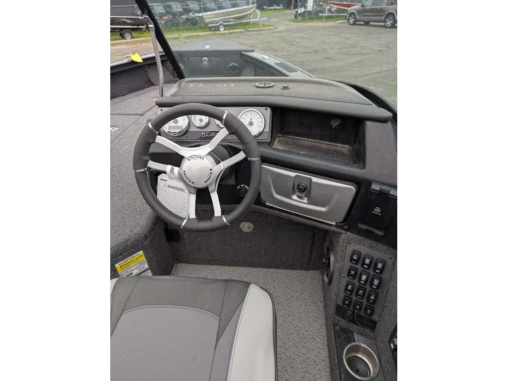 2026 Lund Boat Co 1975 Pro V Sport alt