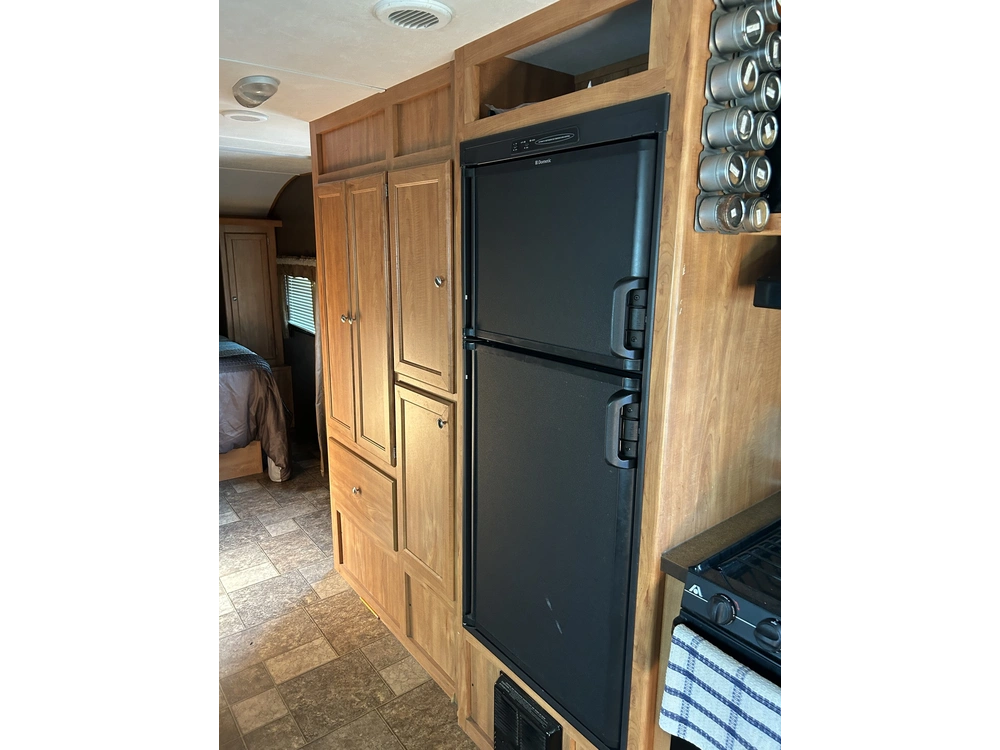 Shasta Oasis 26rl 2014 alt