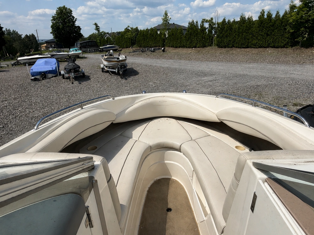 Maxum Marine 2300 2001 alt