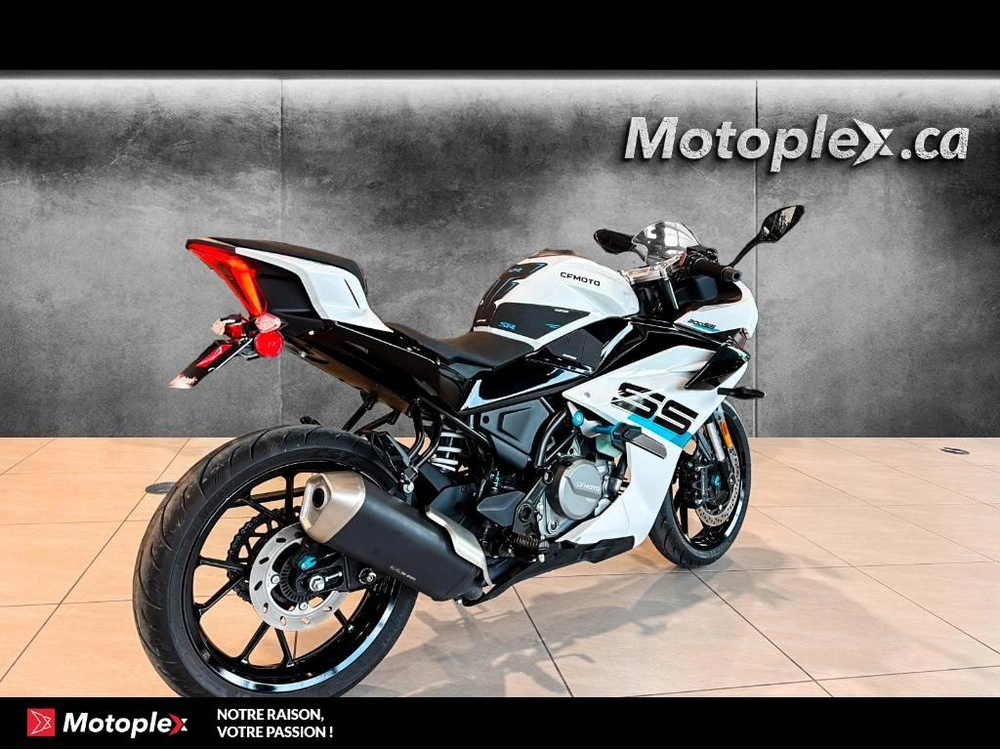 Cfmoto 300 Ss *liquidation* 2024 alt
