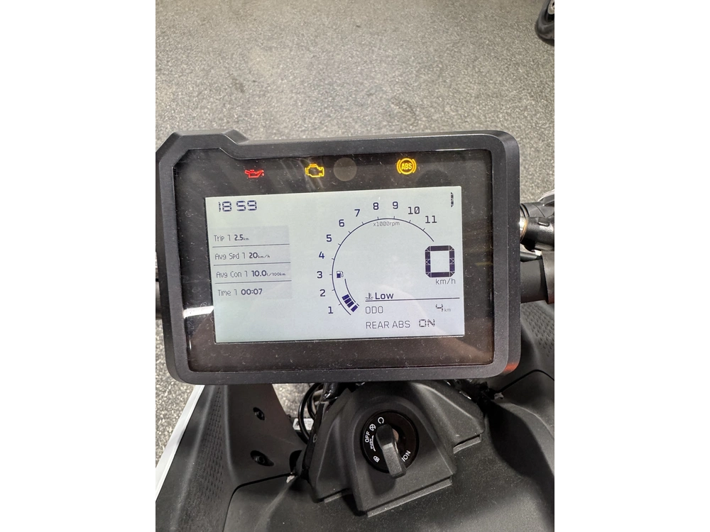 2024 Ktm 250 Duke alt