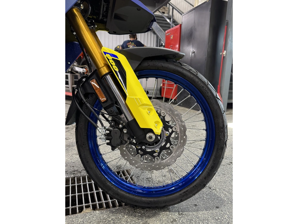 Suzuki V-strom 800de Aventu 2026 alt