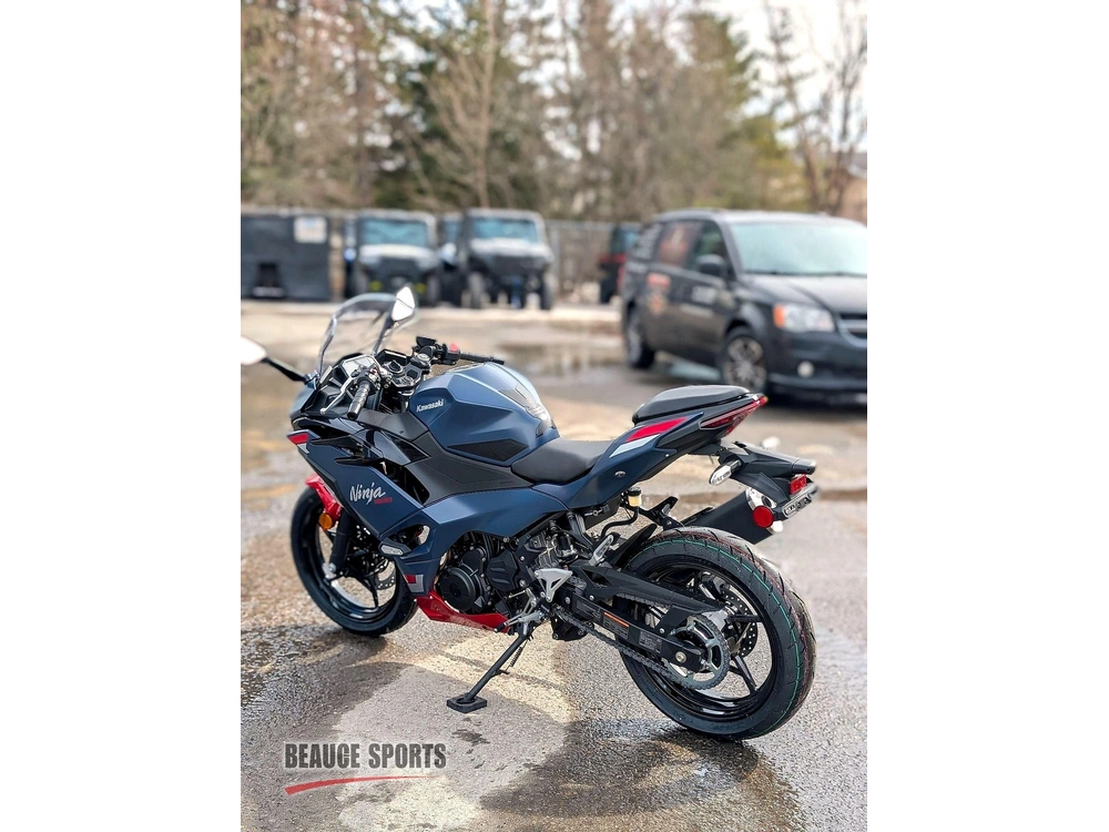 Kawasaki Ninja 500 Se Bleu 🎯 Sport 500cc A2 Débutant Comparatif R3 Cbr500 Performance 🟢 2026 alt