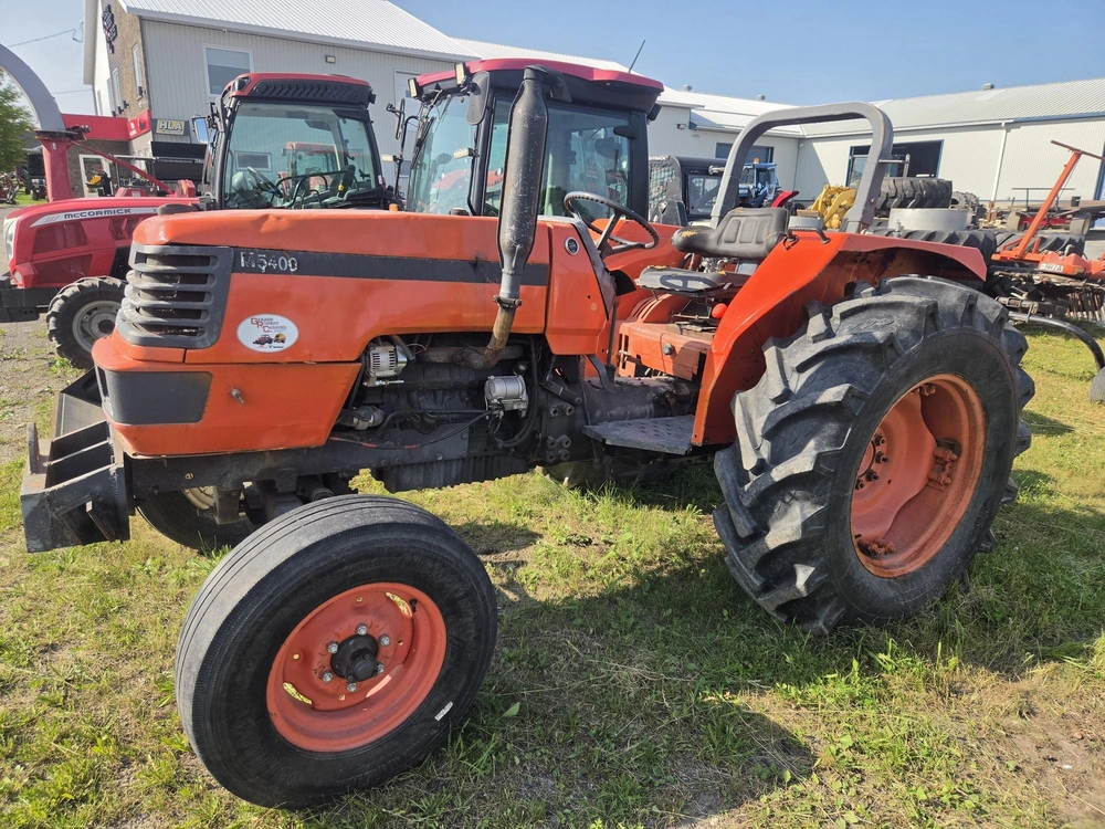 Kubota M5400 1996 alt