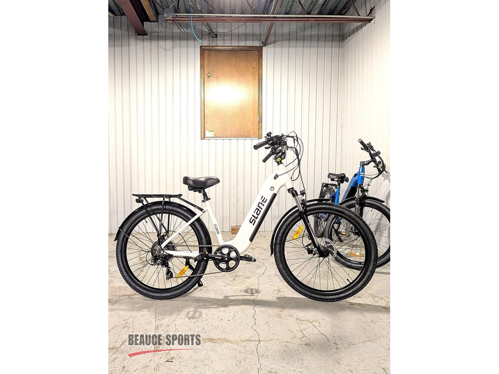 2026 Slane Jasper Cruiser Blanc 💥 Comparatif E-bike Cruiser Urbain Hybride 🆚 alt