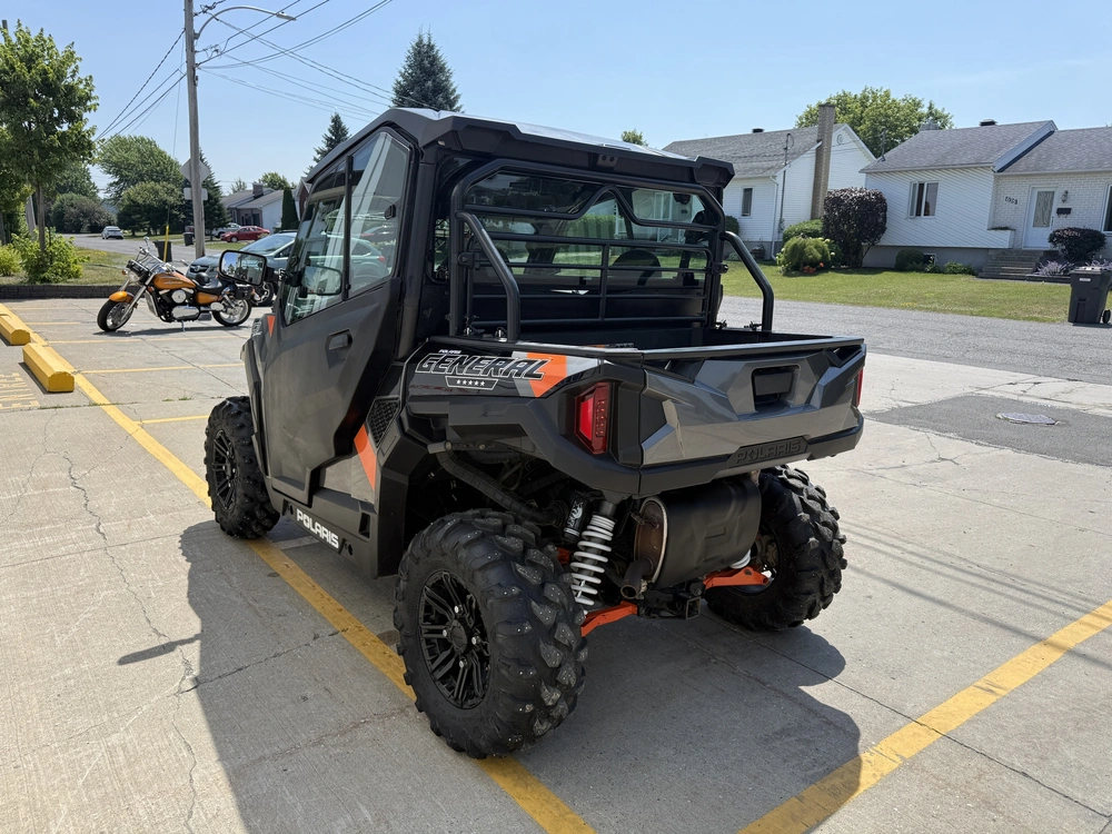 Polaris General 1000 2018 alt