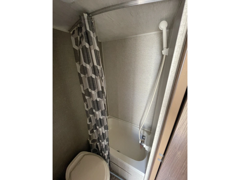 Heartland Rv Pioneer Rb180 2018 alt