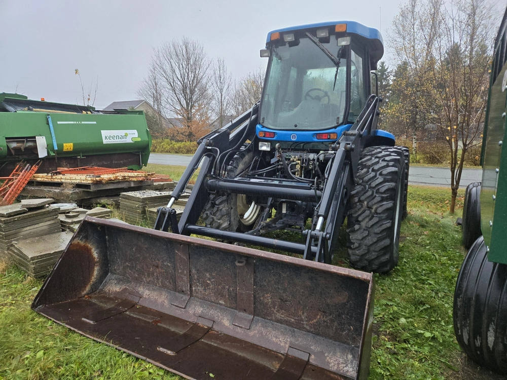 New Holland Tv140 2000 alt