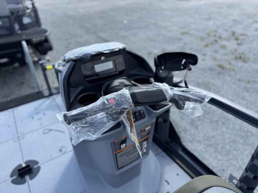 Sea-doo Switch Fish Compact 170hp 2026 alt
