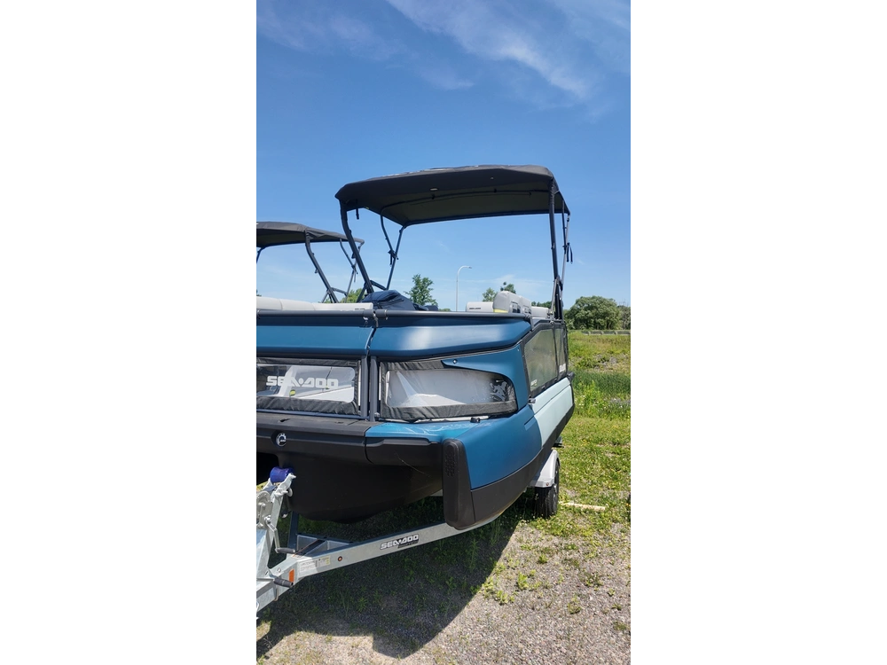 2026 Sea-doo Switch Cruise Limited 18' 300hp W/audio & Galvanized Trailer