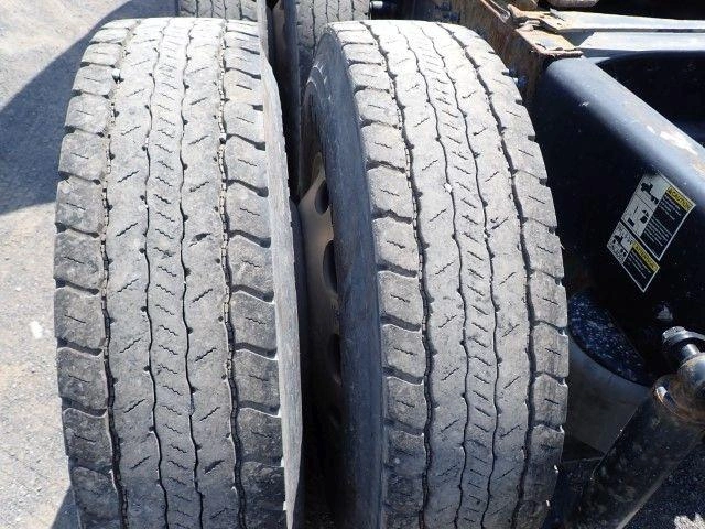Peterbilt 579 2024