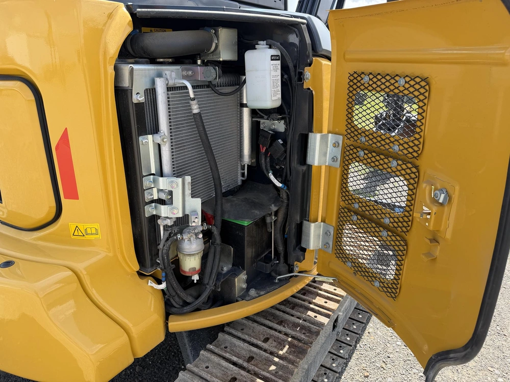 2022 John Deere 35g alt