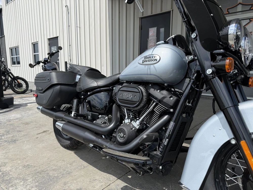 2024 Harley-davidson Flhcs - Heritage Classic *new Bike. Clearance Price.* alt