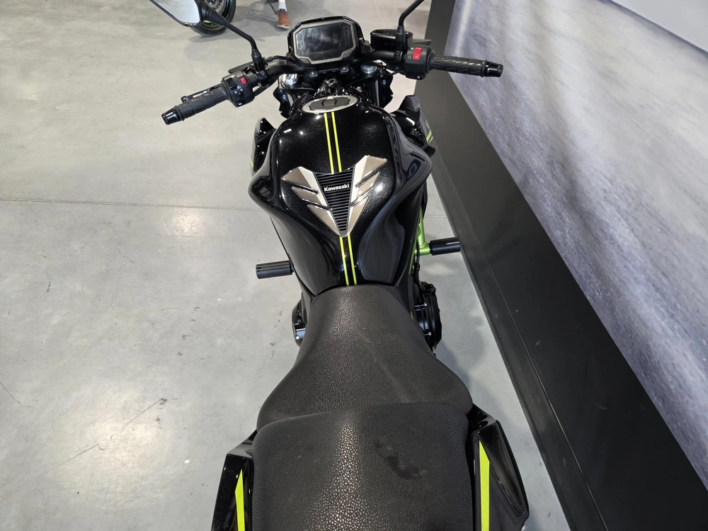 Kawasaki Z650 2020 alt
