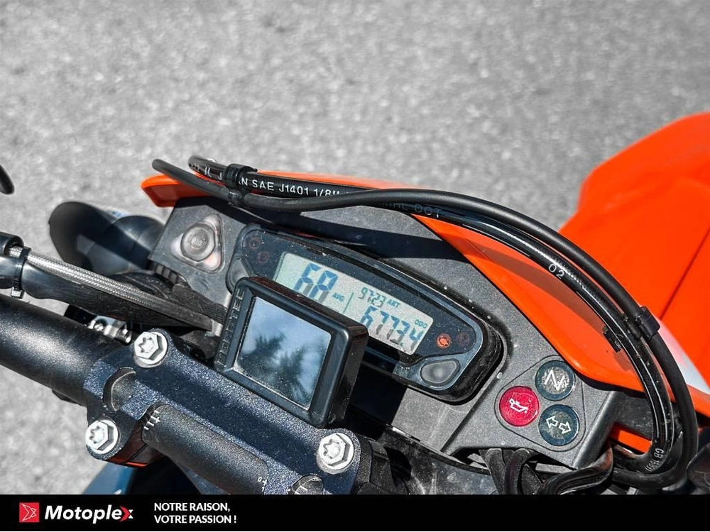 2023 Ktm 690 Smc Super Moto alt
