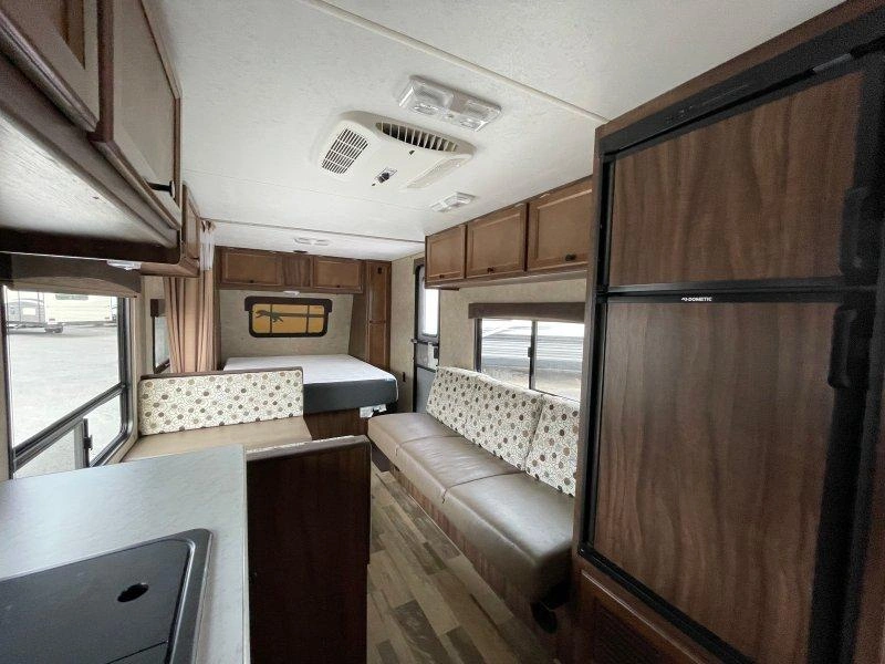Coachmen Clipper 21fq 2019 alt