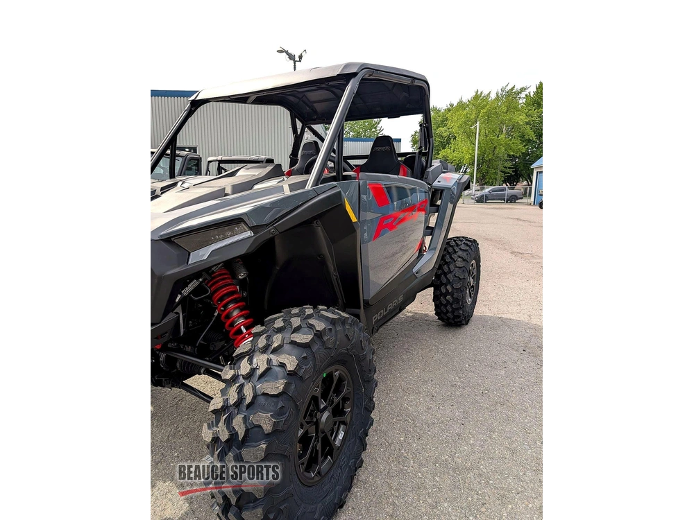 2026 Polaris Rzr Xp 1000 Ultimate Stealth Gray alt