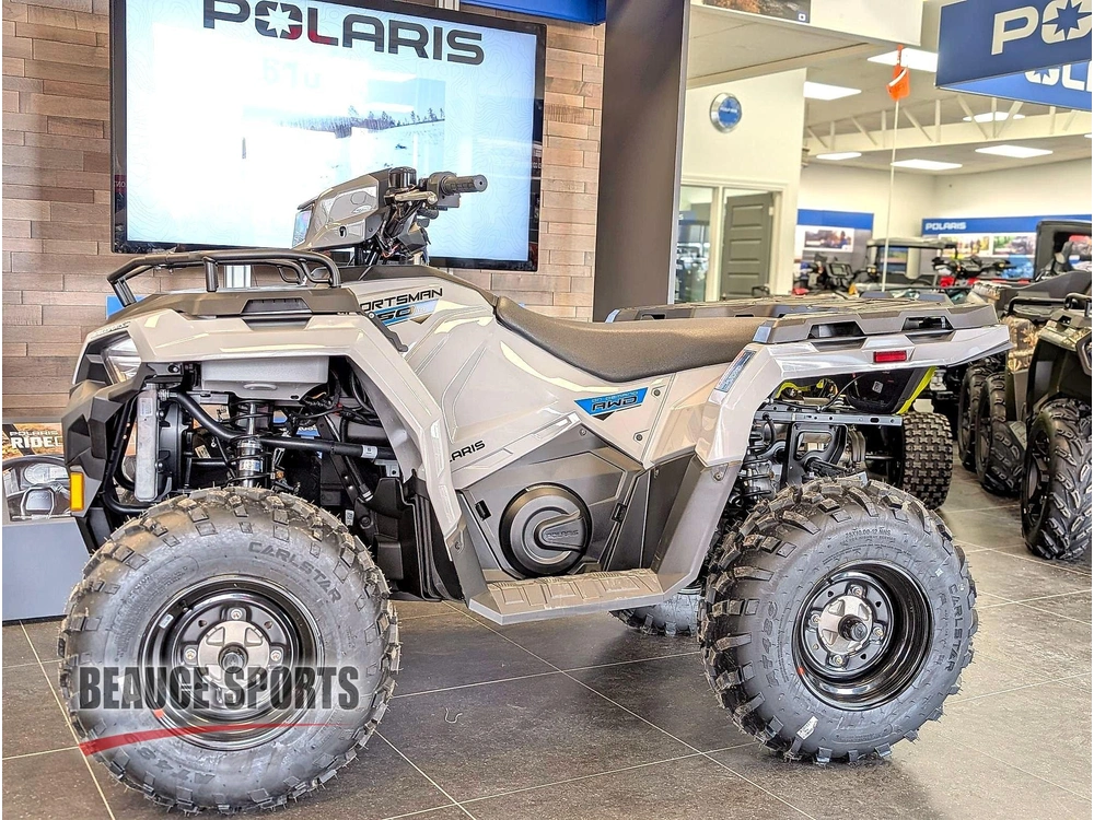 Polaris Sportsman 450 H.o. Ghost Gray | 🌍 Concurrents : Outlander 450 / Trx420 / Cforce 400 🌍 | 2026 alt