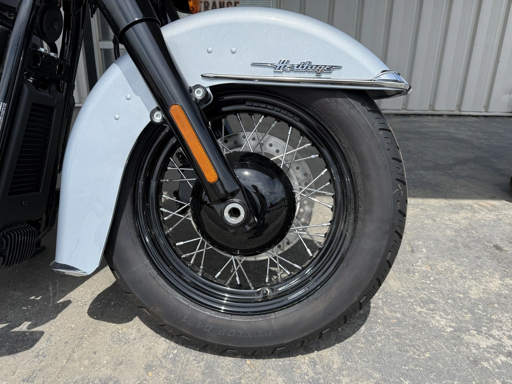 2024 Harley-davidson Flhcs - Heritage Classic *new Bike. Clearance Price.* alt