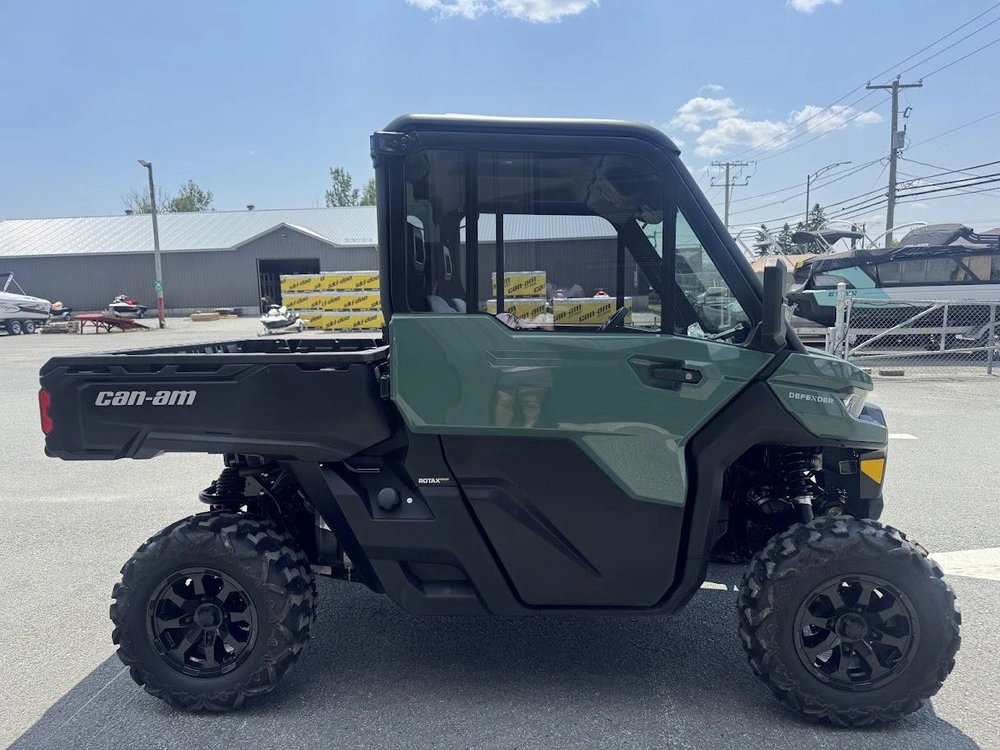 Can-am Defender Dps Cab Hd9 2025 alt