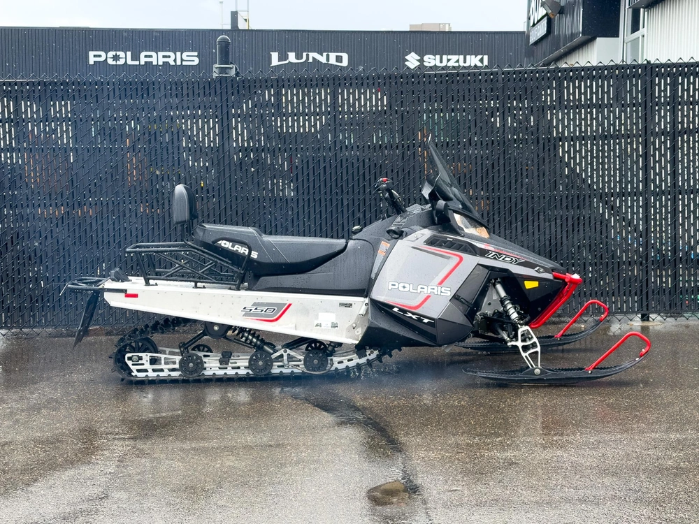 2025 Polaris Lxt 550 alt