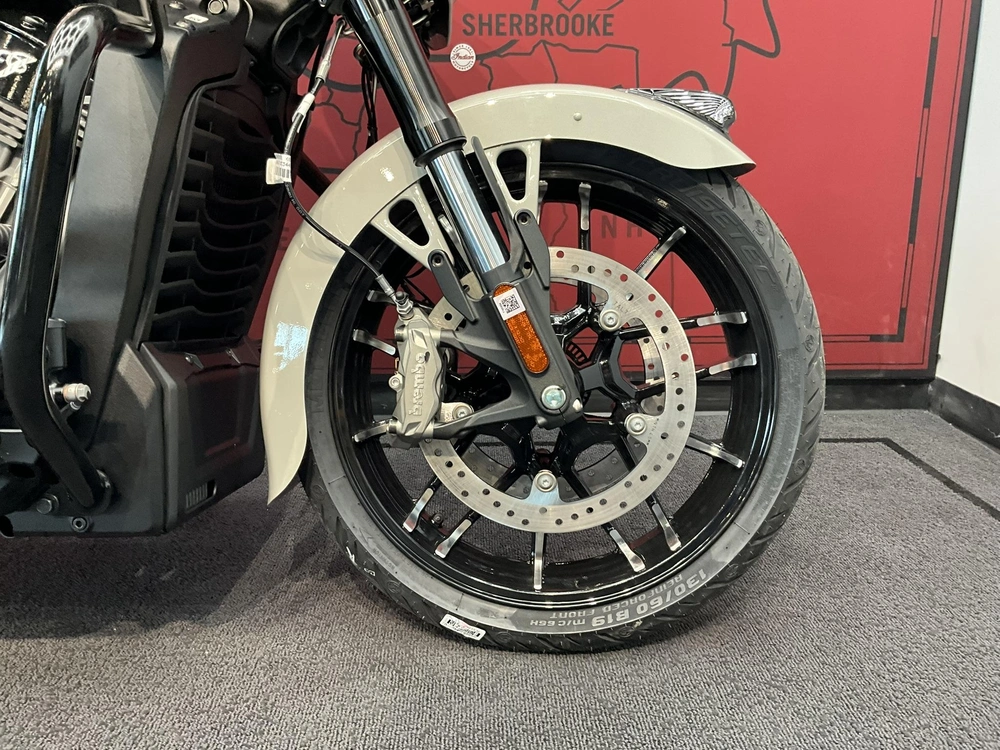 Indian Motorcycle Chieftain Powerplus Dark Horse + 112 & Ensemble Audio Powerband 2026 alt